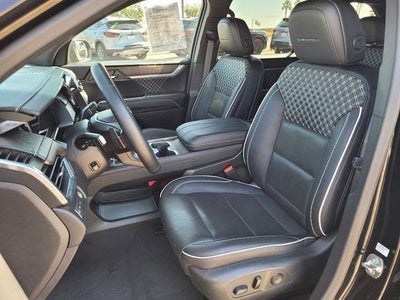 2025 GMC Acadia Denali