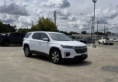 2023 Chevrolet Traverse LT Leather