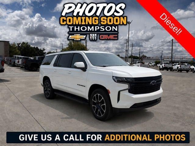 2023 Chevrolet Suburban RST