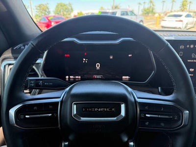 2024 GMC Canyon 4WD Denali