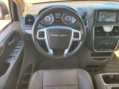 2015 Chrysler Town & Country Touring