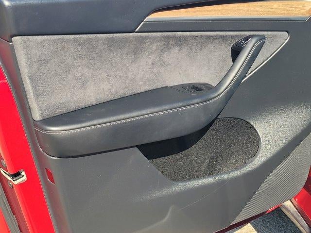 2025 Tesla Model Y Long Range