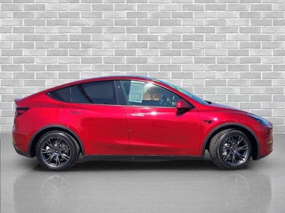 2025 Tesla Model Y Long Range