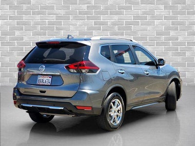 2020 Nissan Rogue SV FWD